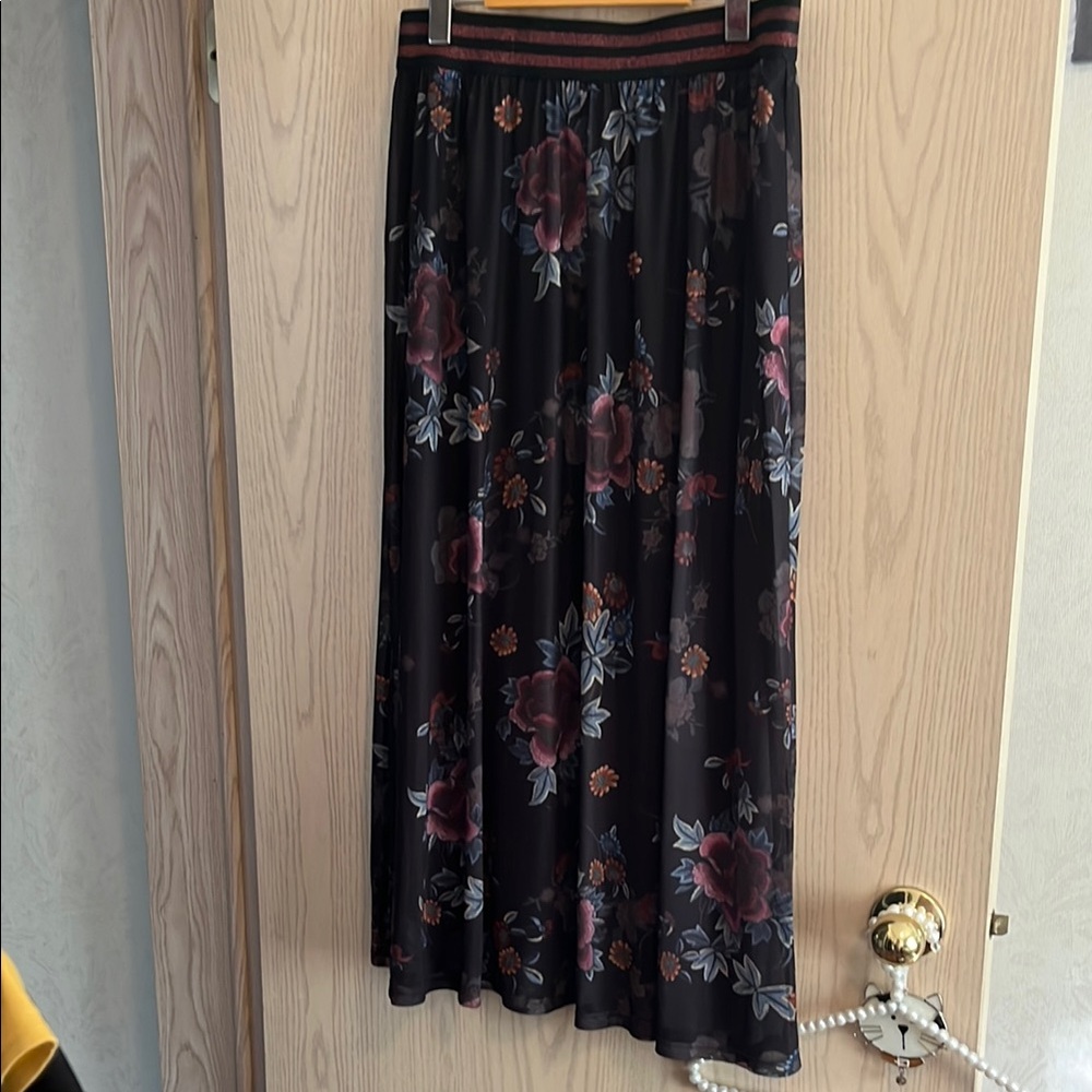 Floral Black Skirt